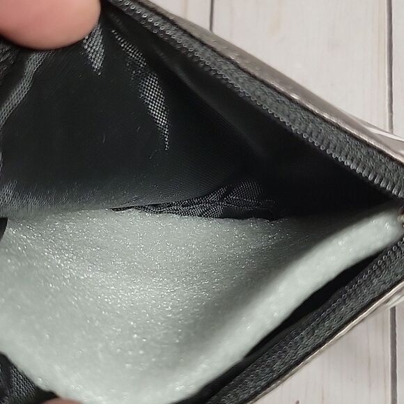 DBL Scandinavian Kiwi Coin Purse pouch  NWT - Picture 4 of 4